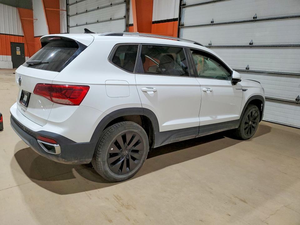 2024 Volkswagen Taos VIN 3VVSX7B28RM007060 COPART salvage auction — SIDE, Ab - Bos - Salvage, sold $11,000 on 2026-07-21 (photo 3)