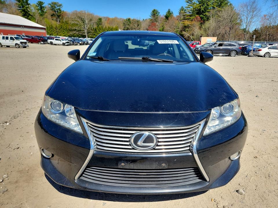 2014 Lexus ES VIN JTHBK1GG0E2110049 COPART salvage auction — REAR END, Ma - Cert Of Title-Reconstrctd Coll, sold $4,600 on 2026-07-02 (photo 5)