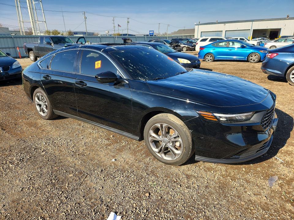 2023 Honda Accord VIN 1HGCY1F31PA054300 COPART salvage auction — HAIL, Il - Salvage Certificate, sold $7,600 on 2026-07-03 (photo 4)