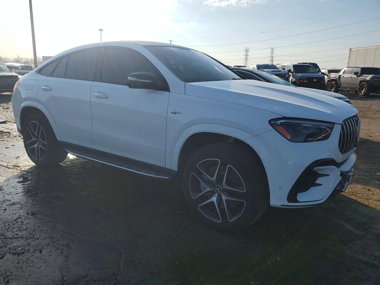 2025 Mercedes-Benz GLE-Class VIN 4JGFD6BB5SB360075 COPART salvage auction — Rear End, MI - CERT OF TITLE-SALVAGE VEHICLE, sold $56,000 on 2026-06-30 (photo 4)