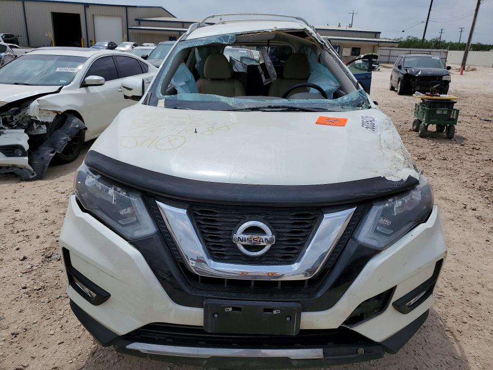 2017 Nissan Rogue sport VIN 5N1AT2MM1HC776468 COPART salvage auction — ALL OVER, Tx - Salvage Vehicle Title, sold $825 on 2026-07-02 (photo 5)