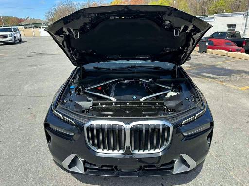 2025 BMW X7 VIN 5UX23EM04S9Y27987 COPART salvage auction — SIDE, Wi - Certificate Of Title, sold $49,250 on 2026-07-29 (photo 5)