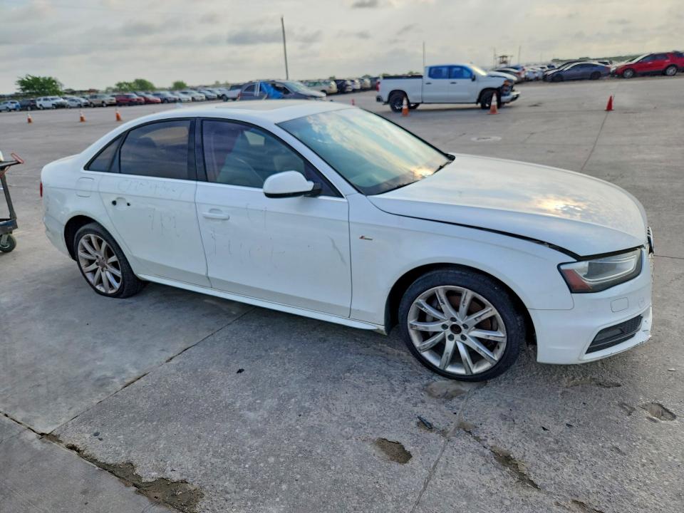 2014 Audi A4 VIN WAUAFAFL1EA075041 COPART salvage auction — VANDALISM, Tx - Certificate Of Title, sold $2,100 on 2026-07-30 (photo 4)