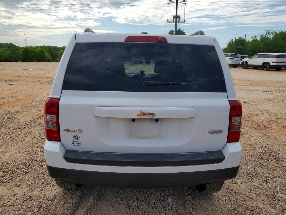 2015 Jeep Liberty (patriot) VIN 1C4NJRFB6FD232278 COPART salvage auction — FRONT END, Nc - Salvage Certificate Of Title, sold $1,200 on 2026-07-06 (photo 6)