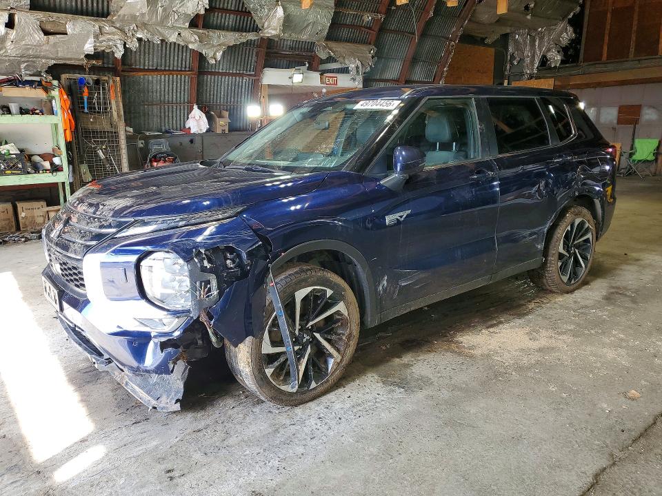 2023 Mitsubishi Outlander VIN JA4T5UA9XPZ062587 COPART salvage auction — FRONT END, Salvage Title, sold $10,200 on 2026-07-15 (photo 1)