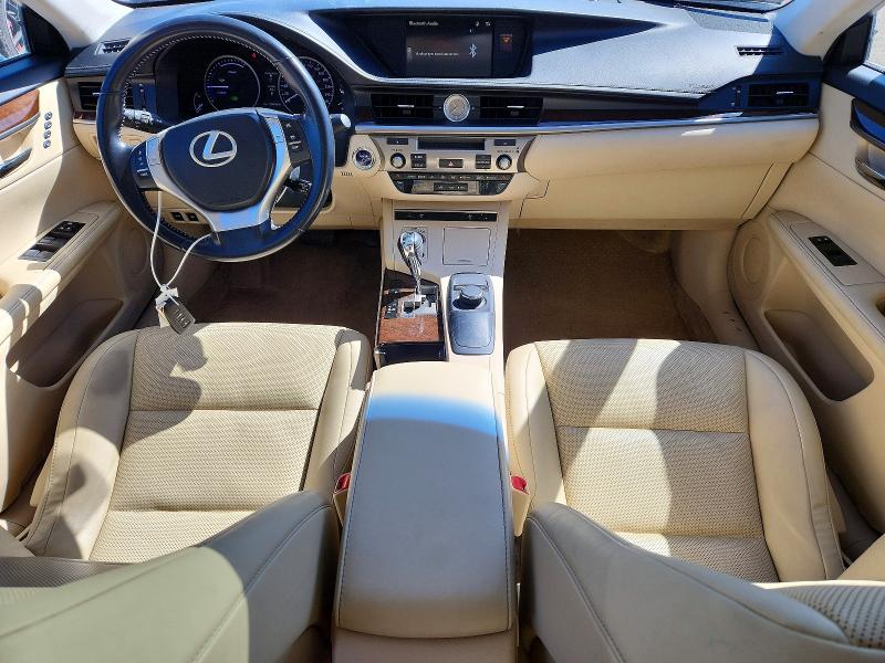 2015 Lexus ES VIN JTHBW1GG9F2095363 COPART salvage auction — SIDE, On - Permit No Brand - Unfit, sold $3,150 on 2026-07-30 (photo 8)