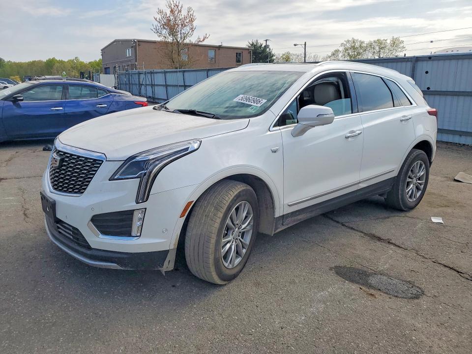 2022 Cadillac Xt5 VIN 1GYKNDRS9NZ172255 COPART salvage auction — SIDE, Salvage Title, sold $9,600 on 2026-08-11 (photo 1)