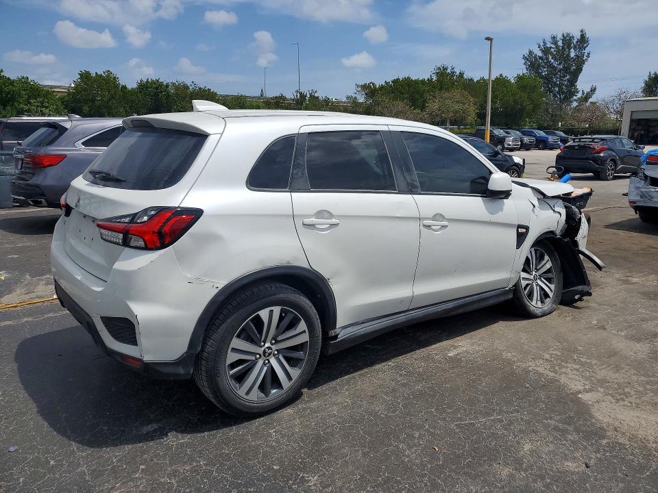 2021 Mitsubishi Outlander VIN JA4APUAUXMU028325 COPART salvage auction — MECHANICAL, Tx - Salvage Vehicle Title (P), sold $3,600 on 2026-07-06 (photo 3)