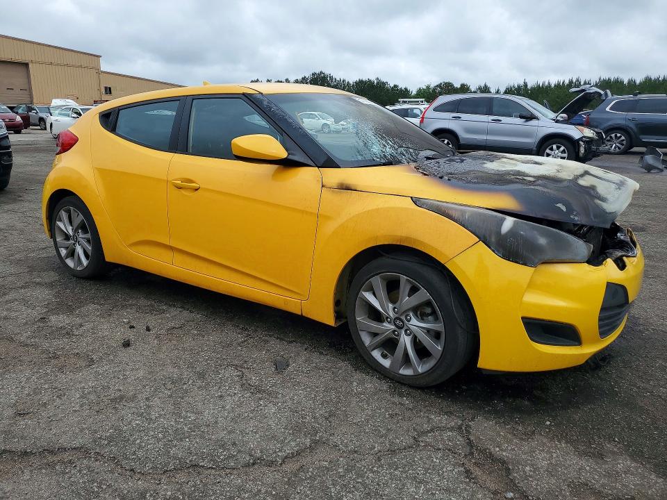 2016 Hyundai Veloster VIN KMHTC6ADXGU275334 COPART salvage auction — ENGINE BURN, Sc - Cert Of Title-Salvage Fire, sold $200 on 2026-07-31 (photo 4)