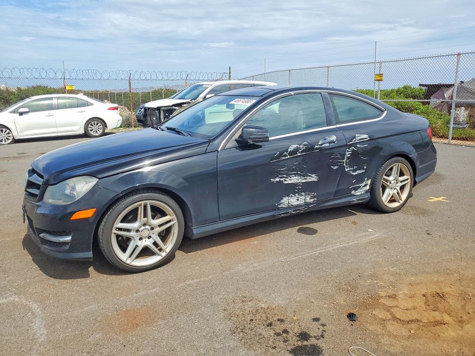 2014 Mercedes-benz C-klasse VIN WDDGJ4HBXEG284251 COPART salvage auction — SIDE, Hi - Certificate Of Salvage, sold $175 on 2026-08-03 (photo 1)