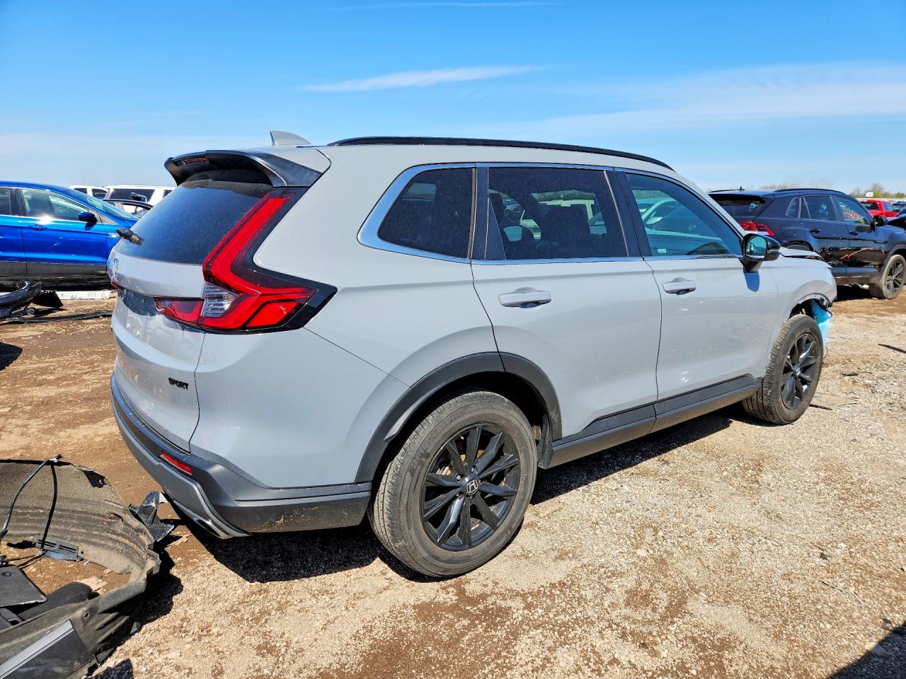 2023 Honda CR-V VIN 5J6RS6H58PL002117 COPART salvage auction — Front End, IL - SALVAGE CERTIFICATE, sold $8,800 on 2026-07-02 (photo 3)