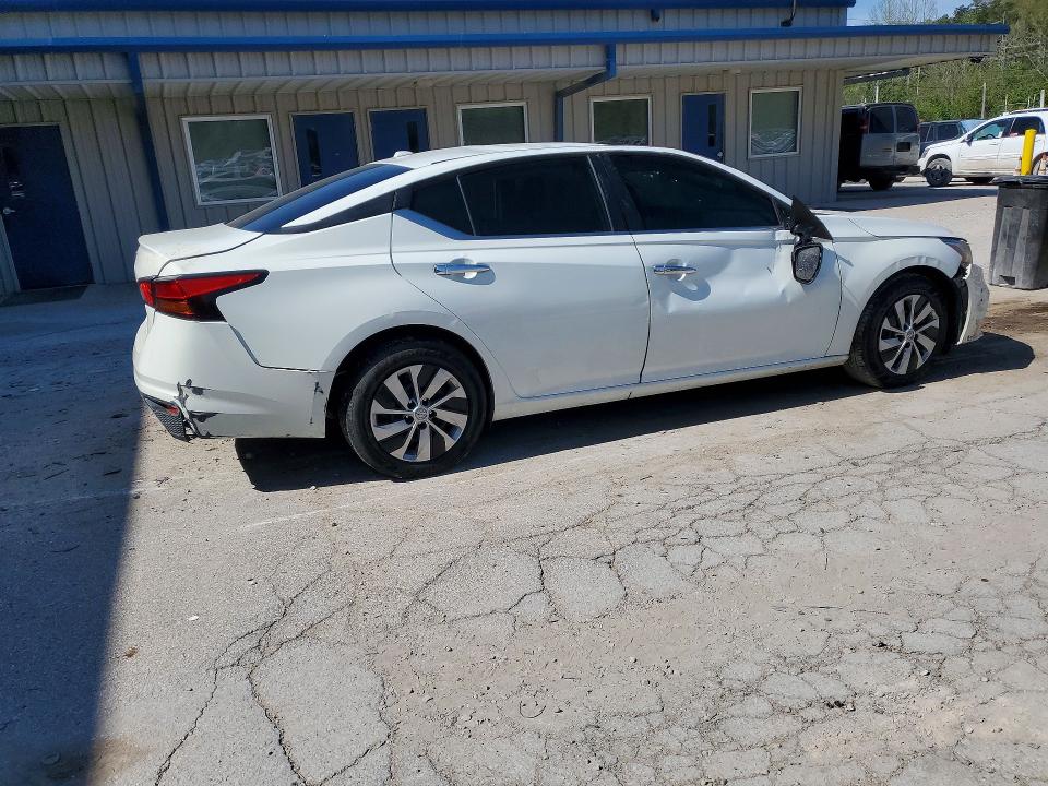 2020 Nissan Altima VIN 1N4BL4BV8LC257495 COPART salvage auction — ROLLOVER, WV - SALVAGE CERTIFICATE, sold $2,150 on 2026-07-02 (photo 3)