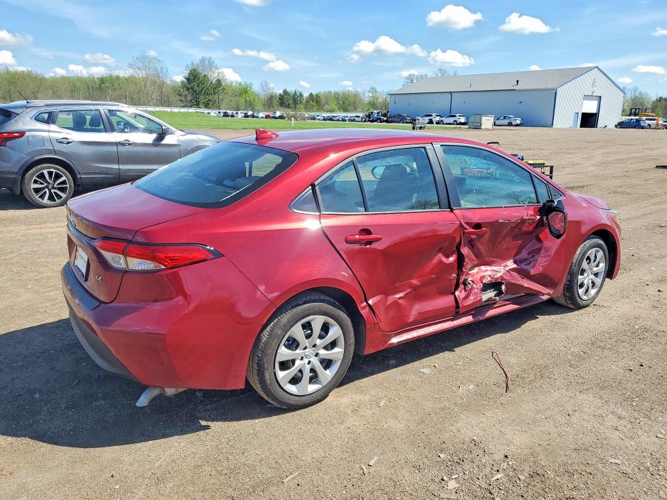 2026 Toyota Corolla VIN 5YFB4MDE9TP423017 COPART salvage auction — SIDE, Salvage Title, sold $4,150 on 2026-07-13 (photo 3)