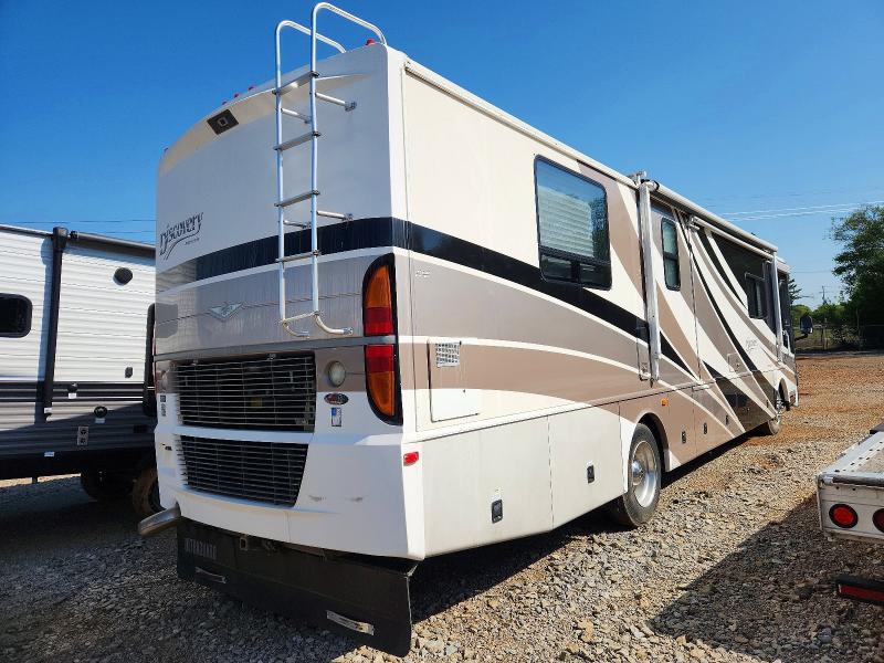 2003 Freightliner Chassis VIN 4UZAAHAK73CL69288 COPART salvage auction — ROOF, AL - CERT OF TITLE-SALVAGE TITLE, sold $12,800 on 2026-08-13 (photo 4)