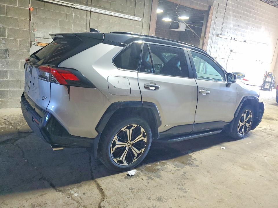 2021 Toyota Rav 4 VIN JTMEB3FV4MD017841 COPART salvage auction — FRONT END, Ny - Mv-907A Dism-Unsatisfied Lien, sold $12,100 on 2026-07-13 (photo 3)