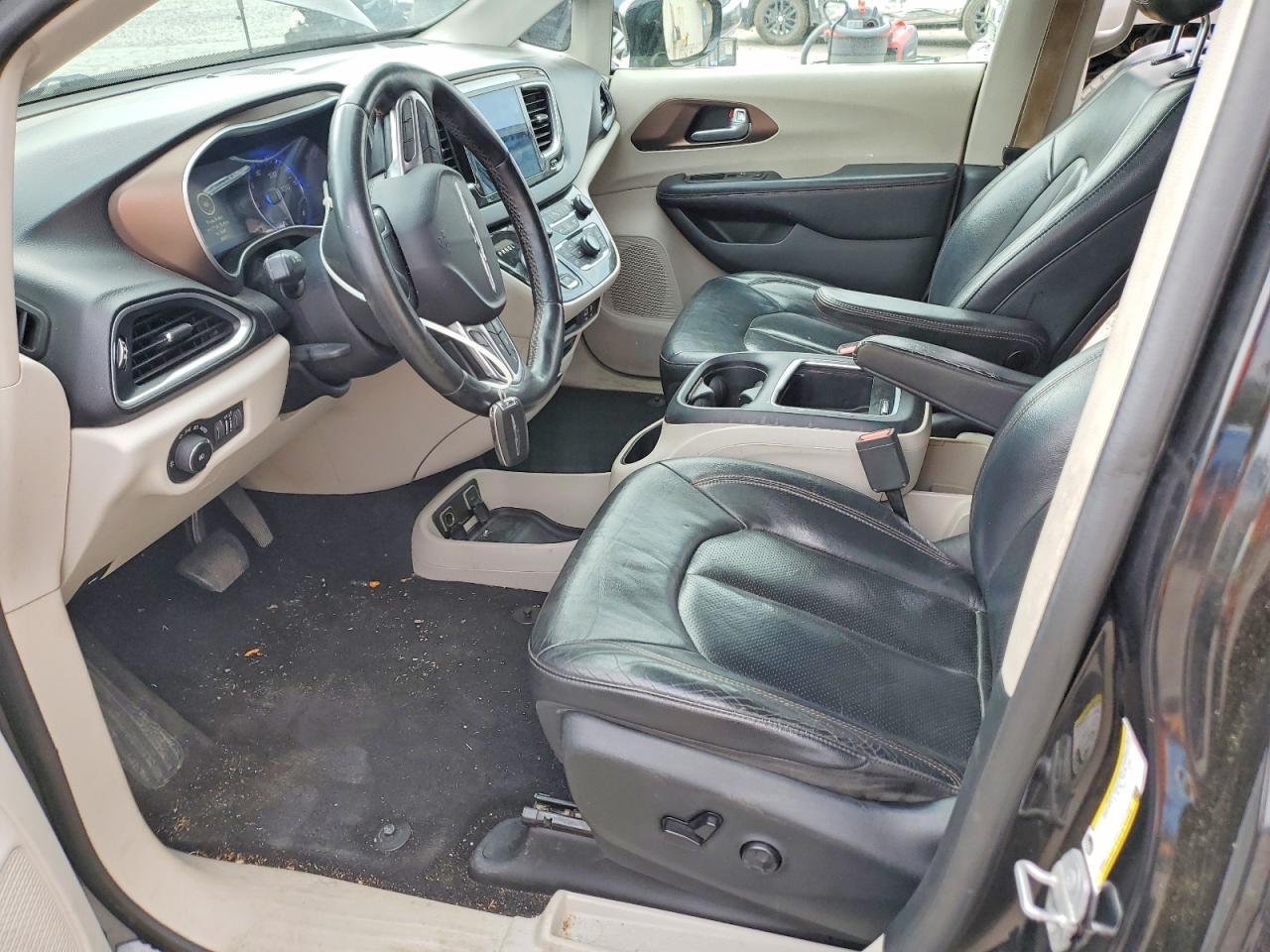 2018 Chrysler Pacifica VIN 2C4RC1EG7JR115261 COPART salvage auction — Rear End, TN - SALVAGE CERTIFICATE, sold $2,900 on 2026-06-23 (photo 7)