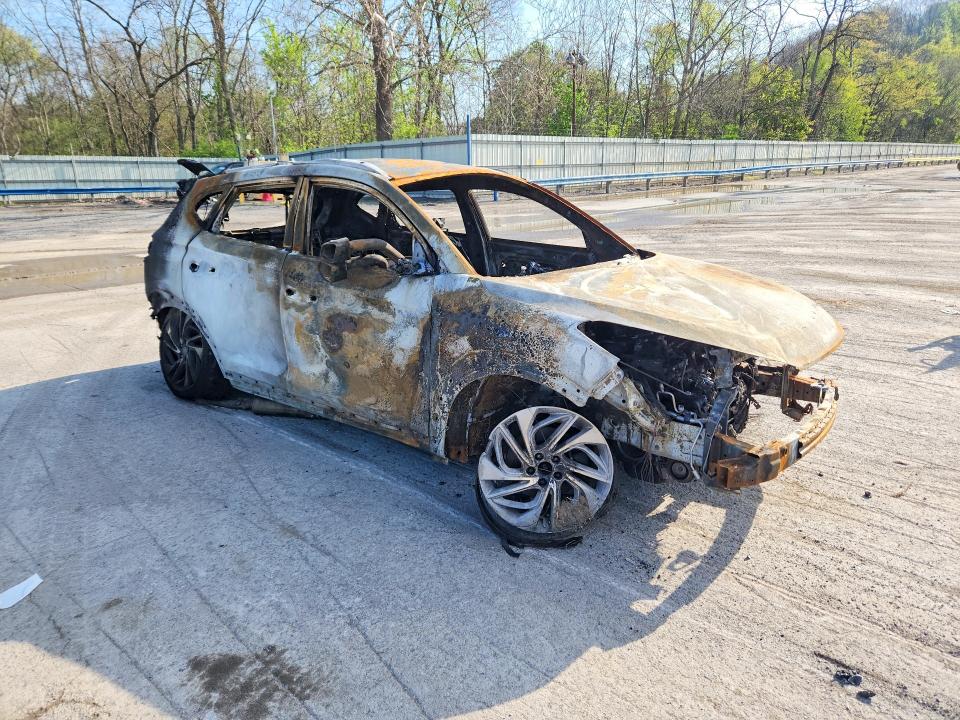 2020 Hyundai Tucson VIN KM8J3CAL8LU194940 COPART salvage auction — BURN, PA - CERTIFICATE OF SALVAGE, sold $325 on 2026-07-02 (photo 4)