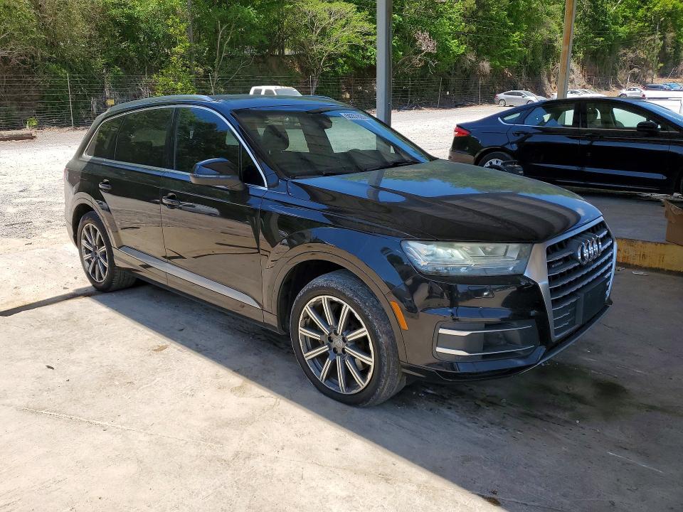 2017 Audi Q7 VIN WA1LAAF72HD013366 COPART salvage auction — MINOR DENT/SCRATCHES, Al - Certificate Of Title (P), sold $7,100 on 2026-07-07 (photo 4)