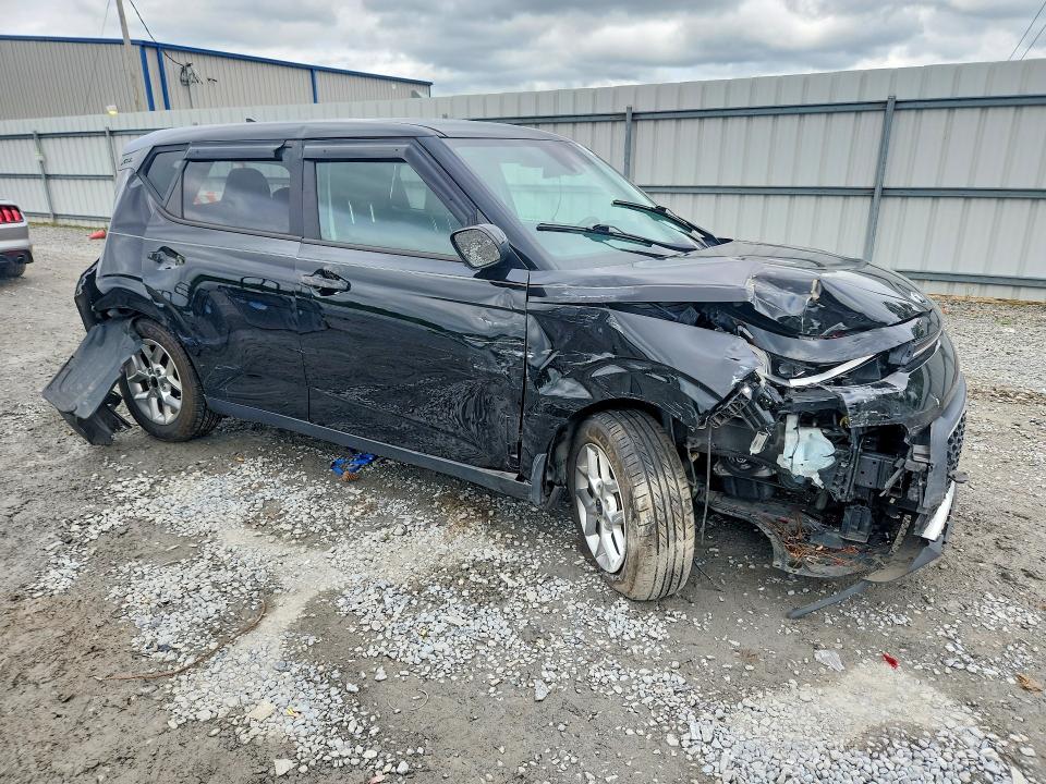 2020 Kia VIN KNDJ23AU5L7731858 COPART salvage auction — REAR END, Nc - Salvage Certificate Of Title, sold $225 on 2026-07-22 (photo 4)