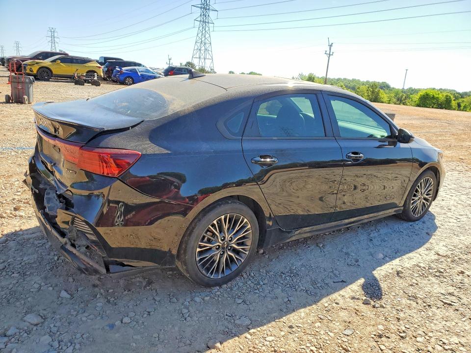 2022 Kia Forte VIN 3KPF54AD4NE489053 COPART salvage auction — REAR END, Nc - Salvage Certificate Of Title, sold $7,500 on 2026-07-06 (photo 3)