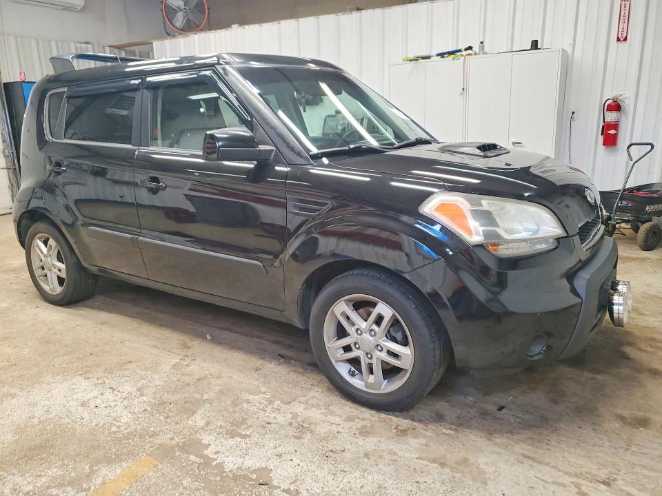 2011 Kia Soul VIN KNDJT2A20B7733005 COPART salvage auction — MINOR DENT/SCRATCHES, Wv - Certificate Of Title, sold $625 on 2026-07-02 (photo 4)