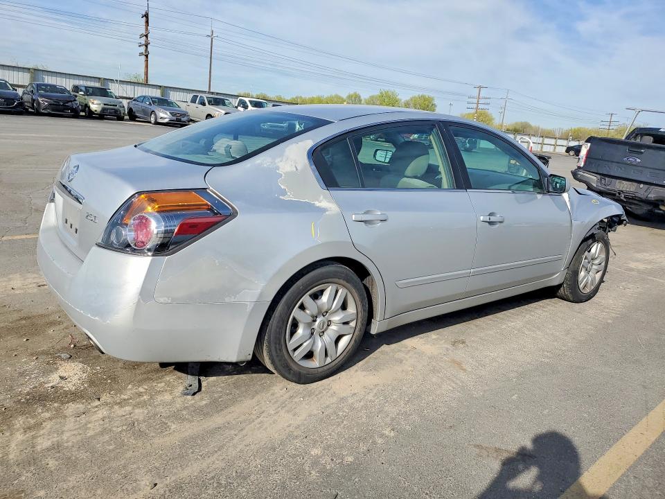 2009 Nissan Altima VIN 1N4AL21E19C193147 COPART salvage auction — FRONT END, ID - SALVAGE CERTIFICATE OF TITLE, sold $300 on 2026-07-09 (photo 3)
