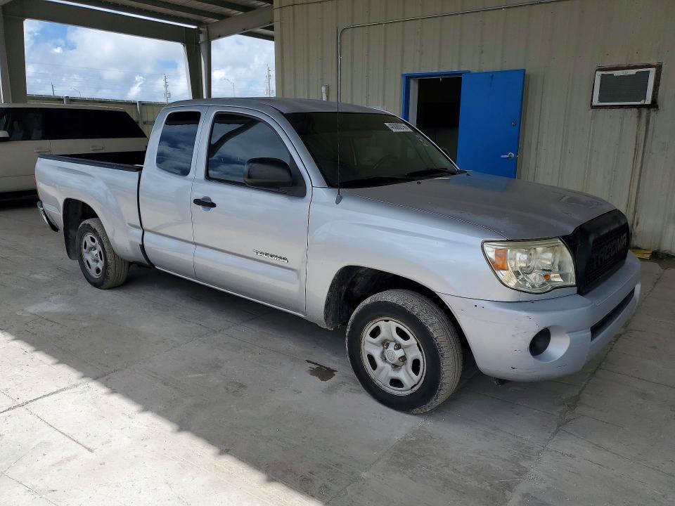 2008 Toyota Tacoma VIN 5TETX22N58Z585425 COPART salvage auction — MINOR DENT/SCRATCHES, Fl - Certificate Of Title, sold $6,300 on 2026-07-27 (photo 4)