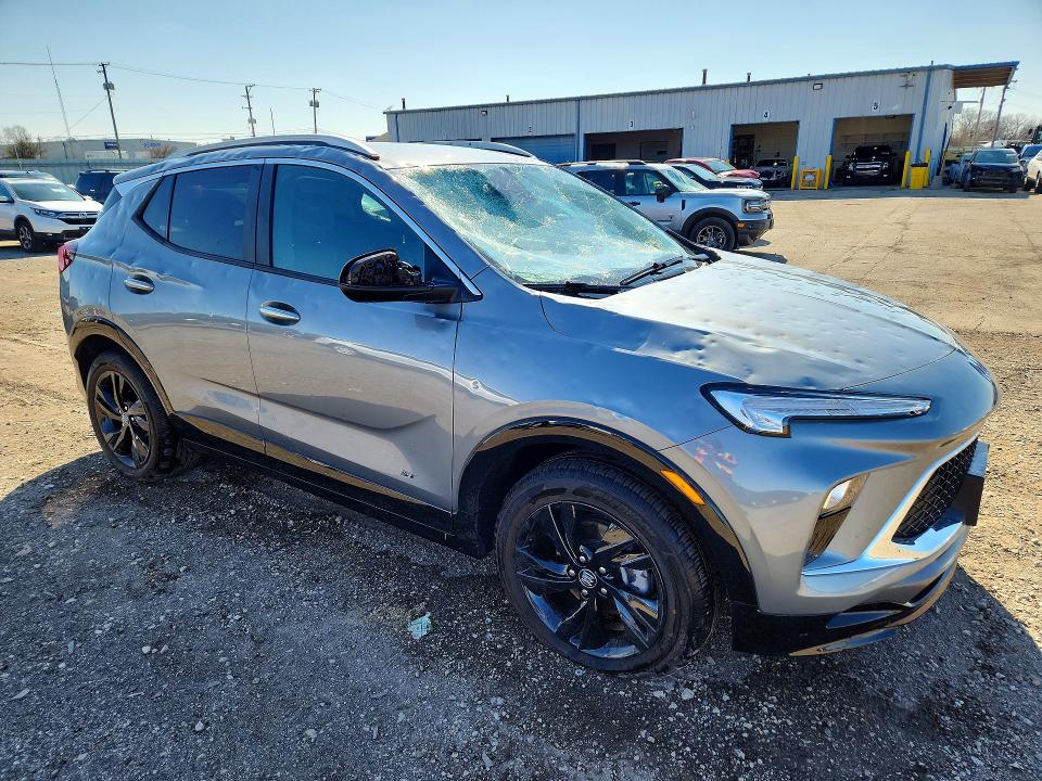 2025 Buick . VIN KL4AMDSLXSB091044 COPART salvage auction — HAIL, Il - Salvage Certificate, sold $4,550 on 2026-07-15 (photo 4)