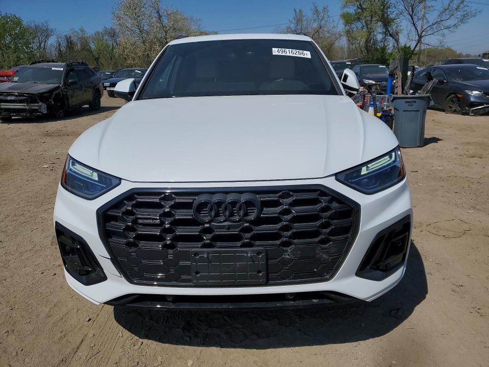 2024 Audi Q5 VIN WA1EAAFY8R2109274 COPART salvage auction — SIDE, Md - Cert Of Salvage > 75% Damage, sold $13,400 on 2026-07-23 (photo 5)