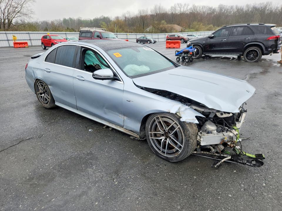 2021 Mercedes-benz E-klasse amg VIN W1KZF6BB9MA886414 COPART salvage auction — ALL OVER, Ny - Certificate Of Title, sold $10,900 on 2026-07-16 (photo 4)