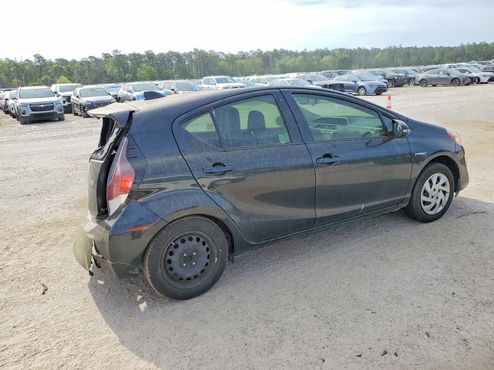 2015 Toyota Prius VIN JTDKDTB3XF1579720 COPART salvage auction — REAR END, Sc - Cert Of Title-Salvage, sold $600 on 2026-07-27 (photo 3)