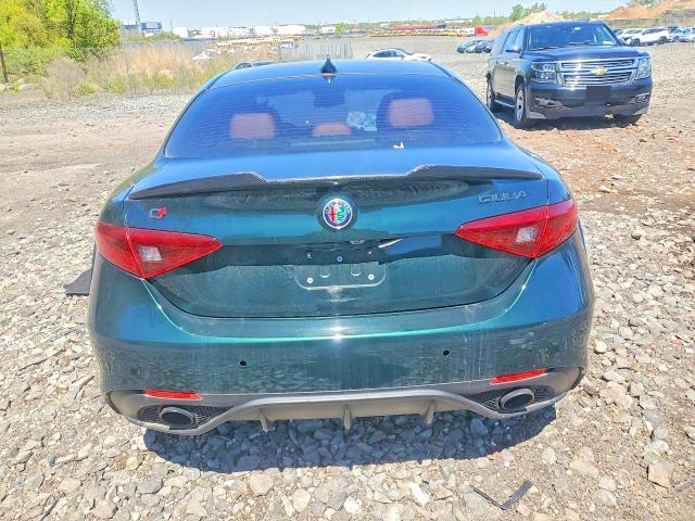 2020 Alfa romeo Giulia VIN ZARFANBN7L7625185 COPART salvage auction — FRONT END, In - Certificate Of Title, sold $725 on 2026-07-23 (photo 6)