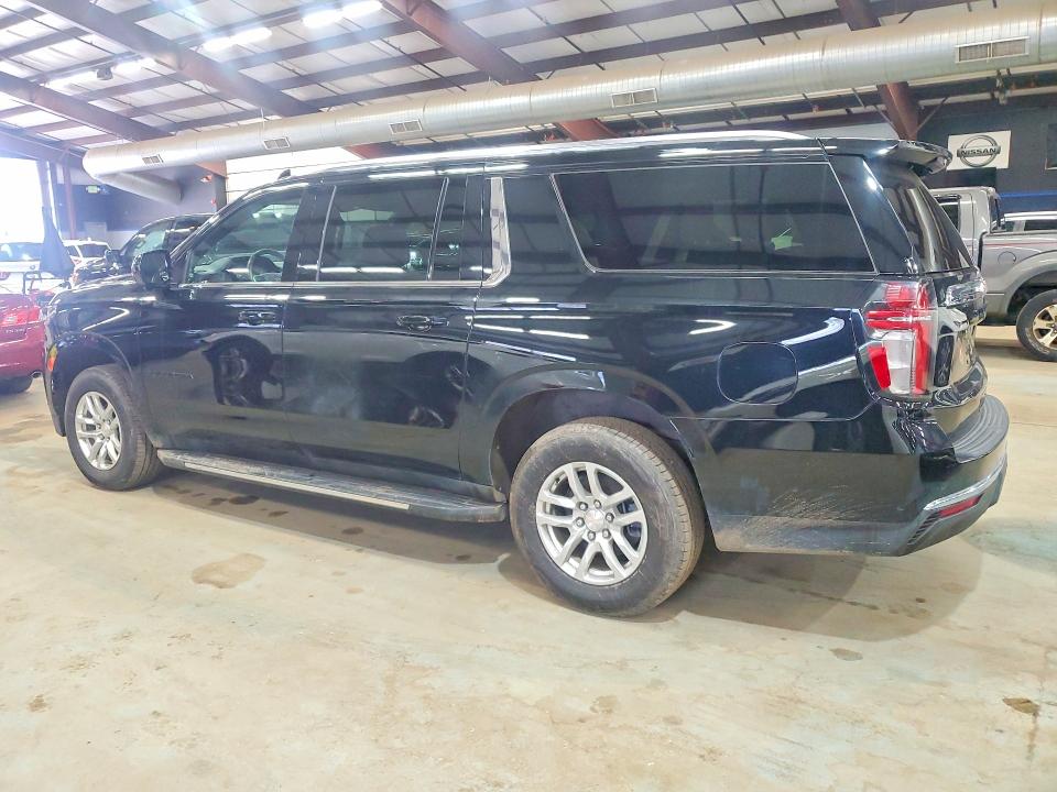 2021 Chevrolet Suburban VIN 1GNSKBKDXMR492589 COPART salvage auction — MINOR DENT/SCRATCHES, Ny - Certificate Of Title (P), sold $22,000 on 2026-07-30 (photo 2)