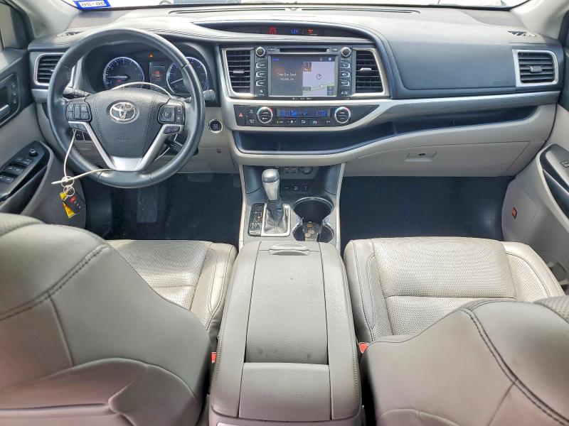 2019 Toyota Highlander VIN 5TDDZRFH2KS950689 COPART salvage auction — FRONT END, Tx - Salvage Vehicle Title, sold $2,100 on 2026-07-30 (photo 8)