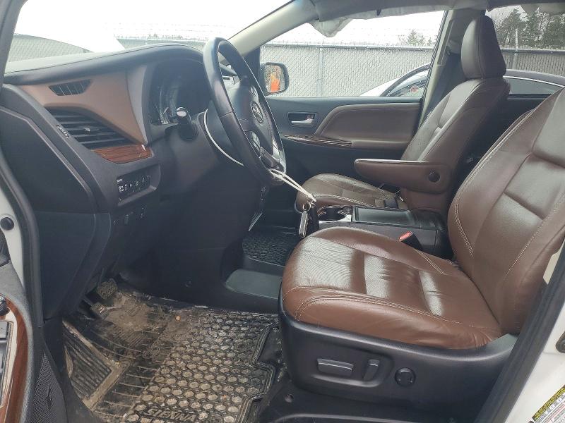 2017 Toyota Sienna VIN 5TDDZ3DC0HS167190 COPART salvage auction — SIDE, Salvage Title, sold $300 on 2026-07-30 (photo 7)