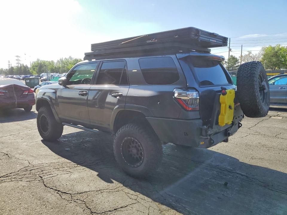 2016 Toyota 4runner VIN JTEBU5JR5G5313335 COPART salvage auction — REAR END, Salvage Title, sold $500 on 2026-07-21 (photo 2)