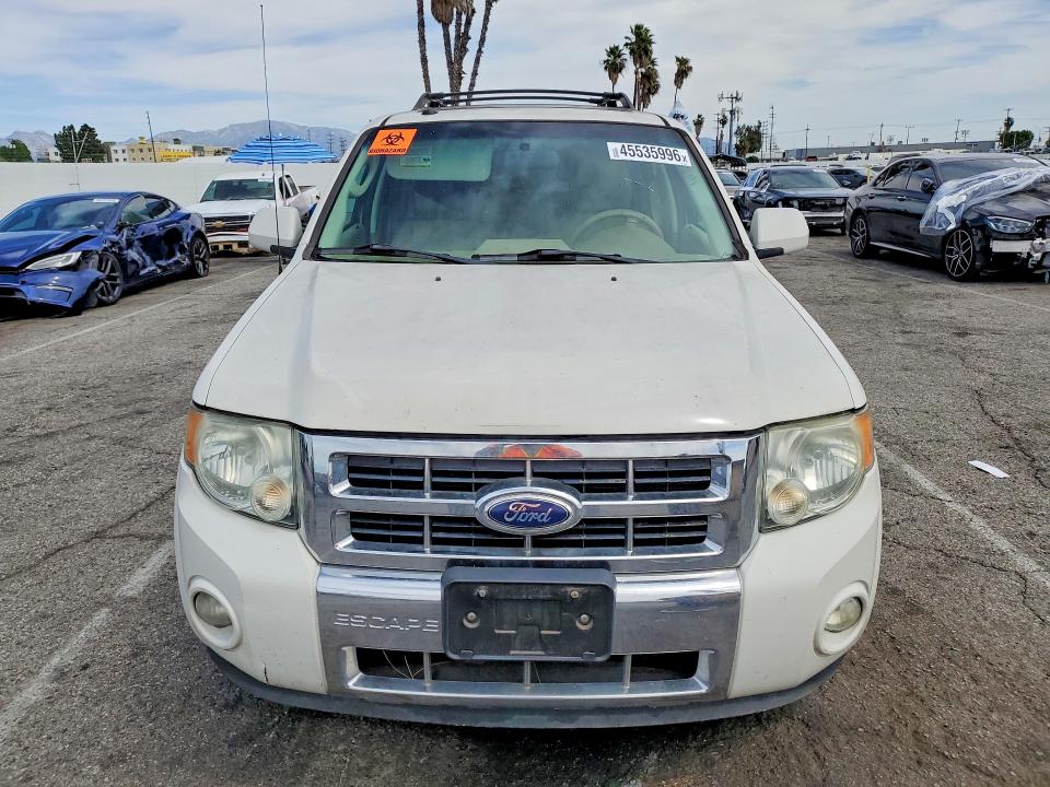 2021 Ford Escape VIN 1FMCU0EG2AKD10014 COPART salvage auction — MINOR DENT/SCRATCHES, CA, sold $350 on 2026-07-21 (photo 5)