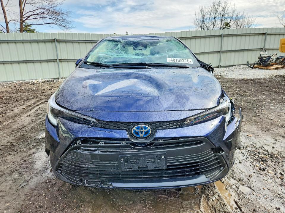 2025 Toyota Corolla VIN JTDBDMHE6S3023434 COPART salvage auction — ROLLOVER, Salvage Title, sold $200 on 2026-07-27 (photo 5)