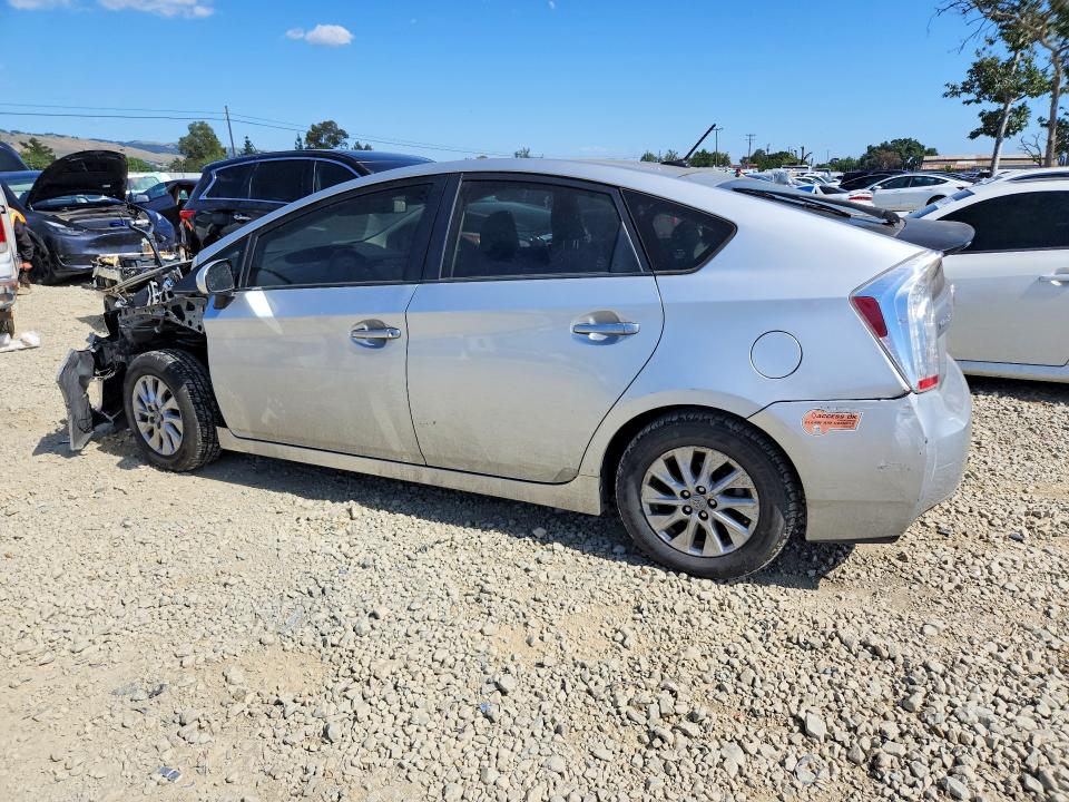 2012 Toyota Prius plug-in VIN JTDKN3DP3C3030521 COPART salvage auction — FRONT END, CA - SALVAGE CERTIFICATE, sold $3,900 on 2026-07-28 (photo 2)