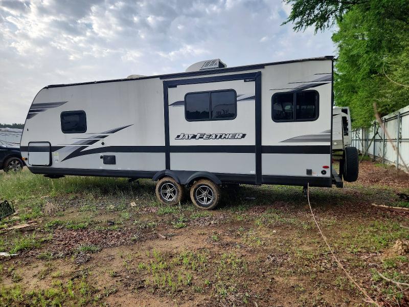2022 Jayco Jay feather VIN 1UJBJ0BN2N1J60204 COPART salvage auction — REAR END, TX - SALVAGE VEHICLE TITLE, sold $80 on 2026-07-30 (photo 3)