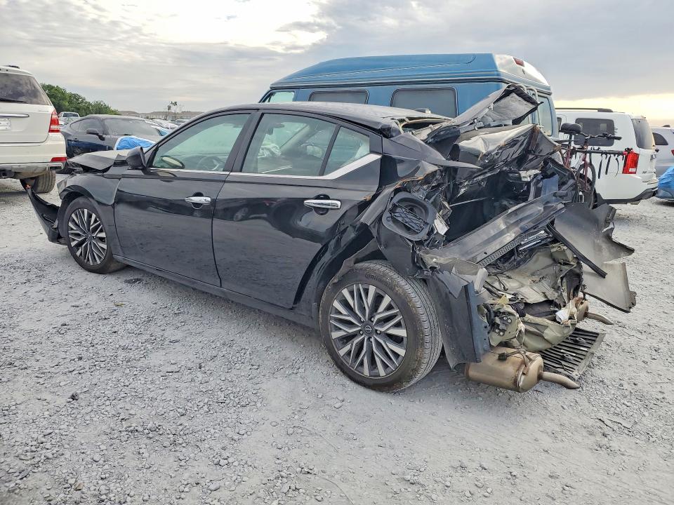 2025 Nissan Altima VIN 1N4BL4DV7SN368054 COPART salvage auction — REAR END, Fl - Certificate Of Destruction, sold $3,600 on 2026-07-09 (photo 2)