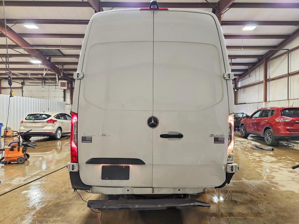 2024 Mercedes-benz Sprinter VIN W1Y4KDHYXRP727093 COPART salvage auction — REAR END, Pa - Certificate Of Salvage, sold $15,100 on 2026-07-07 (photo 6)