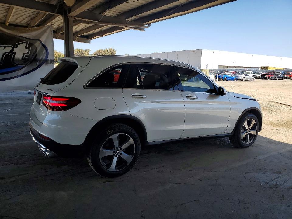 2017 Mercedes-benz Glc VIN WDC0G4KB7HF268046 COPART salvage auction — FRONT END, Salvage Title, sold $4,850 on 2026-07-09 (photo 3)