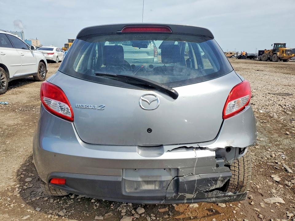 2013 Mazda 2 VIN JM1DE1LZ1D0157772 COPART salvage auction — REAR END, Il - Salvage Certificate, sold $925 on 2026-07-31 (photo 6)