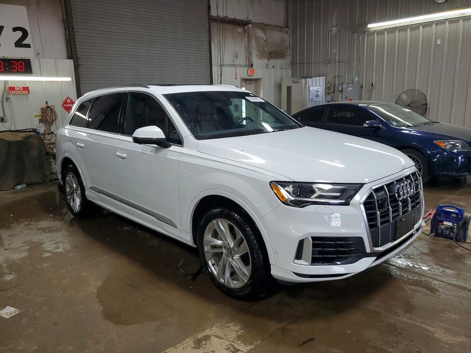 2021 Audi Q7 VIN WA1LXAF77MD011802 COPART salvage auction — FRONT END, Il - Salvage Certificate, sold $16,700 on 2026-07-07 (photo 4)