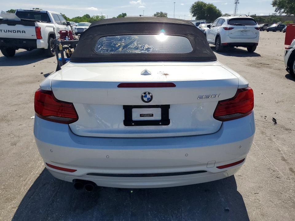 2018 BMW 2er VIN WBA2M7C50JVD51623 COPART salvage auction — MINOR DENT/SCRATCHES, Fl - Certificate Of Title, sold $6,400 on 2026-07-28 (photo 6)