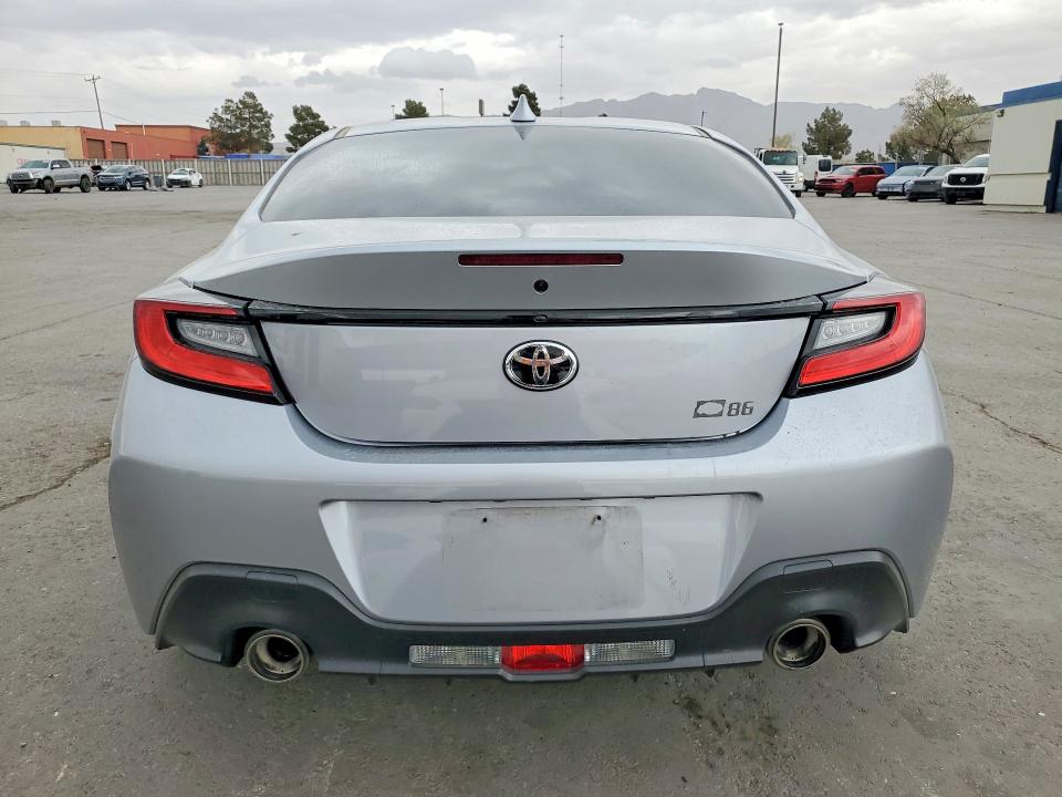 2024 Toyota Gr 86 VIN JF1ZNBB13R9757693 COPART salvage auction — FRONT END, TX, sold $11,400 on 2026-07-31 (photo 6)