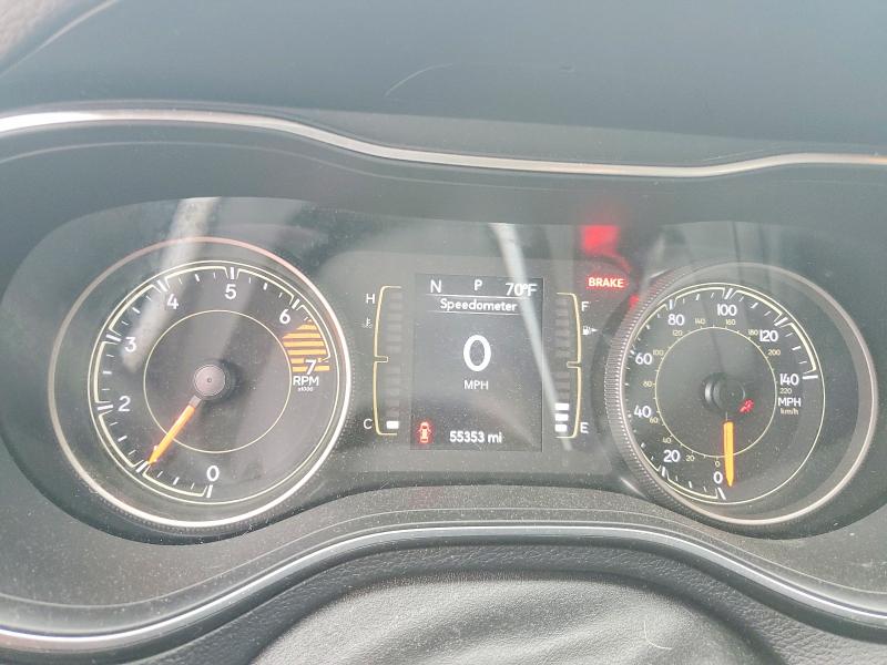 2019 Jeep Cherokee VIN 1C4PJMLB9KD398952 COPART salvage auction — SIDE, In - Cert Of Title-Salvage Title, sold $4,000 on 2026-07-03 (photo 9)