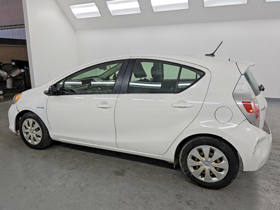 2012 Toyota Prius c VIN JTDKDTB38C1026463 COPART salvage auction — MINOR DENT/SCRATCHES, Ca - Lien Papers-Salvage Or Ac, sold $1,250 on 2026-07-02 (photo 2)