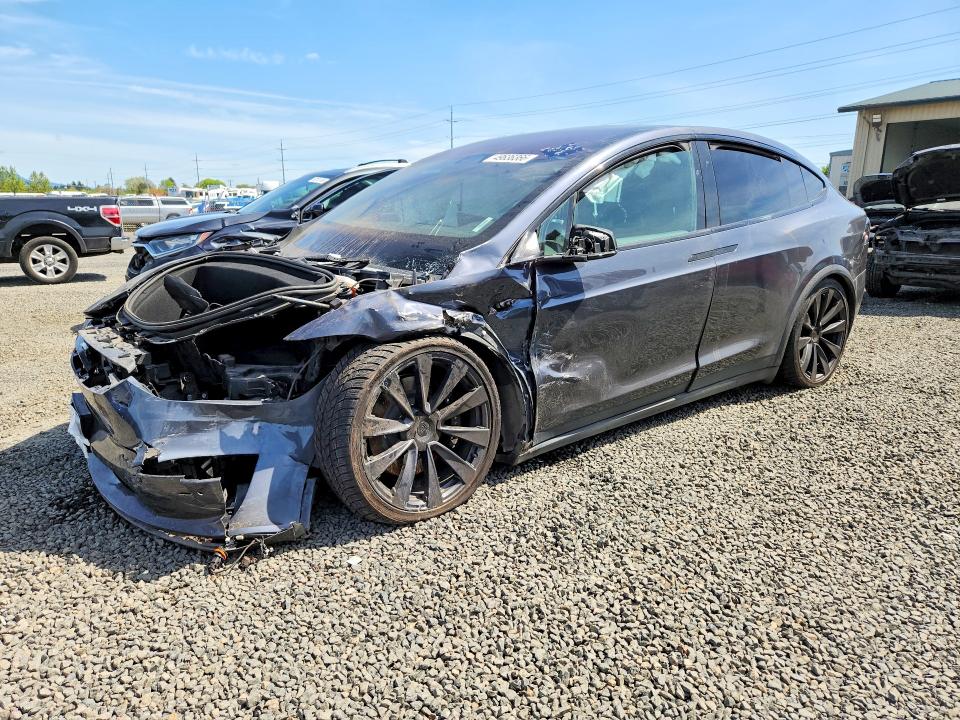 2022 Tesla Model x VIN 7SAXCBE61NF359125 COPART salvage auction — FRONT END, Or - Salvage Title Certificate, sold $8,100 on 2026-07-28 (photo 1)